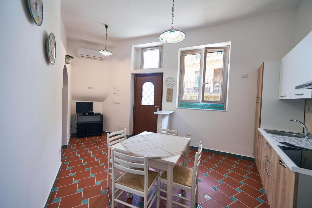 הוילה Vietri A Casa Di Emma מראה חיצוני תמונה